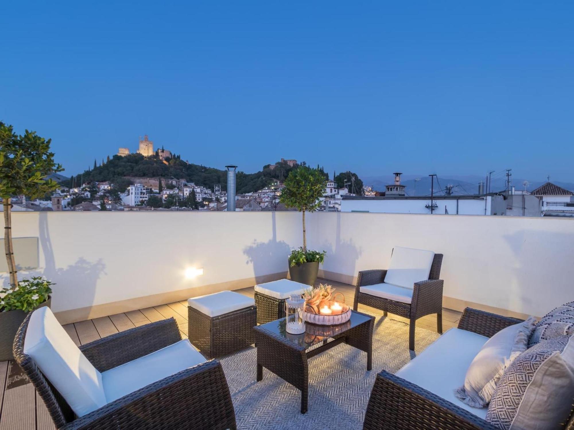 Chezmoihomes Luxury Plaza Nueva Penthouse Granada Bagian luar foto